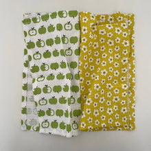 Load image into Gallery viewer, fort & field | 100% cotton green apple/flower kitchen dishcloths - set of 2