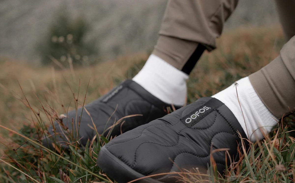 MEN'S OOCOOZIE THERMO MULE 5286 | OOFOS – Isadora Popper