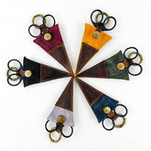 Load image into Gallery viewer, Scissor Pocket | Della Q