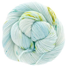 Load image into Gallery viewer, Smooshy Cashmere Yarn | Dream in Color