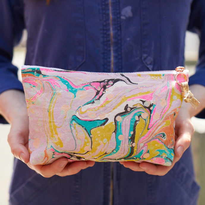 Love Mert | Marbled Pouches