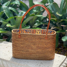 Load image into Gallery viewer, Ata Vine Tote Bags | The Winding Road