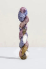 Load image into Gallery viewer, Bonmoher | Urth Yarns