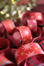 Load image into Gallery viewer, Colorful Christmas Paper Chain Kit | East End Press