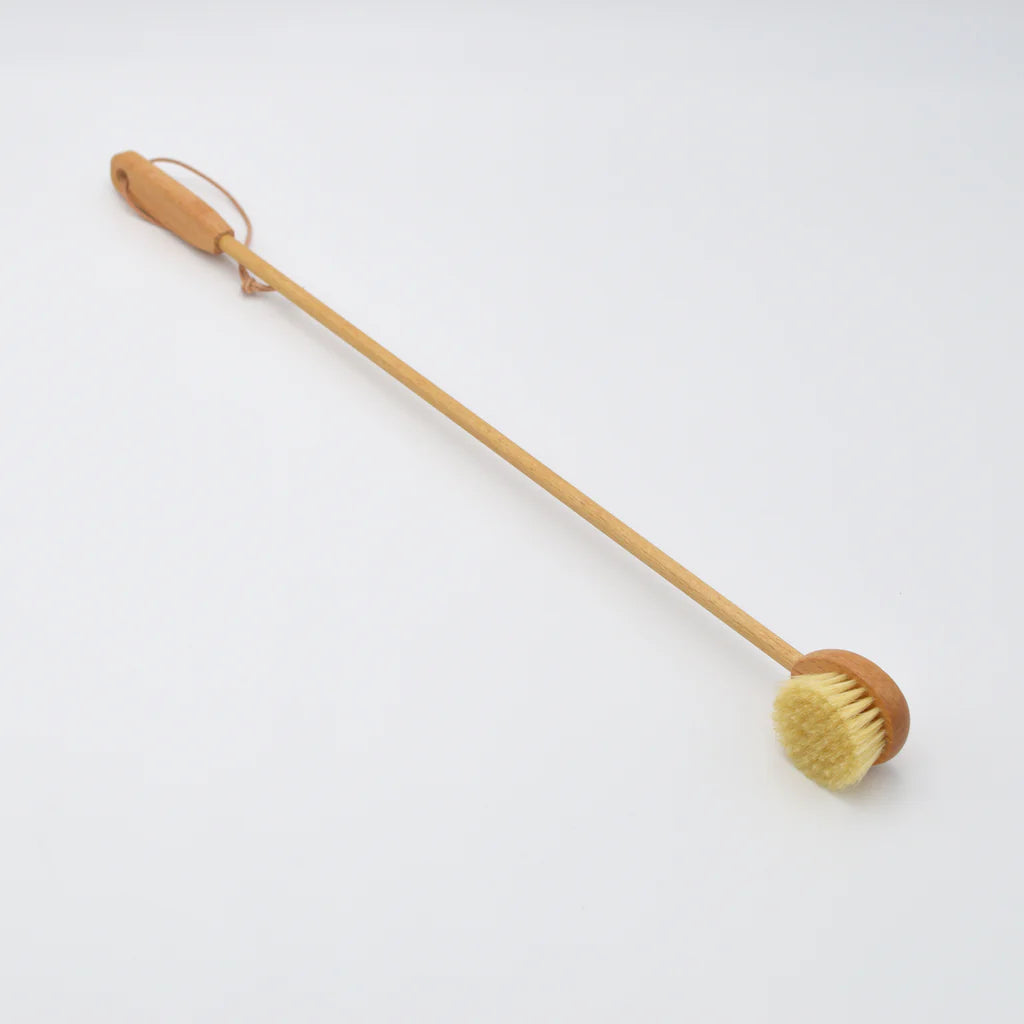 Back Scratchers | Earth & Nest – Isadora Popper