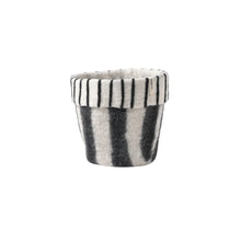 Load image into Gallery viewer, Flower Pot 20 | Aveva