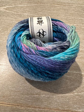 Load image into Gallery viewer, Saiun | Noro Yarn
