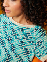 Load image into Gallery viewer, Let’s Crochet! Issue 2 | Laine Publishing