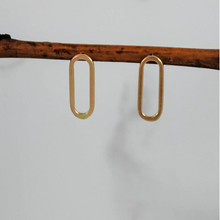 Load image into Gallery viewer, Small Paperclip Oval Studs | Cameron Kruse