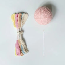 Load image into Gallery viewer, Peach Flower Temari Kit  | Nona
