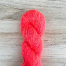 Load image into Gallery viewer, Suri Silk | Fiber MacGyver