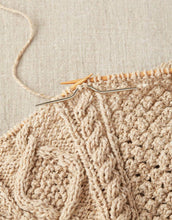 Load image into Gallery viewer, Curved Cable Needles | Cocoknits