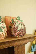 Load image into Gallery viewer, Christmas Pudding Concertina Card | East End Press