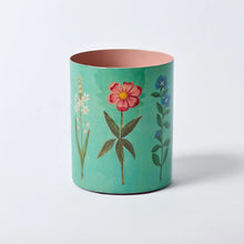 Load image into Gallery viewer, Festival of Flowers Enamel Everything Pot | Roomytown