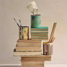 Load image into Gallery viewer, Festival of Flowers Enamel Everything Pot | Roomytown