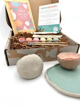 Load image into Gallery viewer, Kids Clay Kit- Nurturing Creativity Beyond the Screen | Breathe People