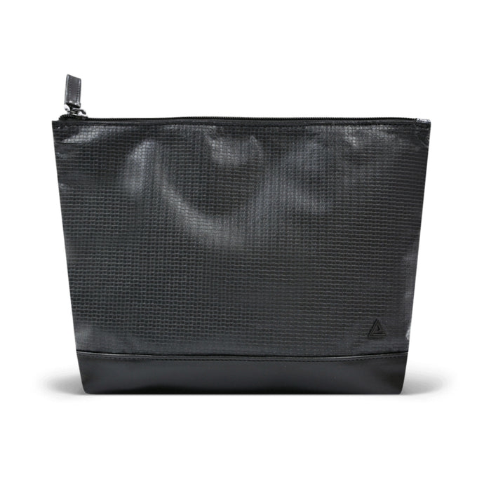 Frankie Pouch | Rareform