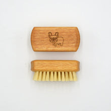 Load image into Gallery viewer, Nail Brush for Children | Earth &amp; Nest