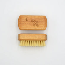 Load image into Gallery viewer, Nail Brush for Children | Earth &amp; Nest