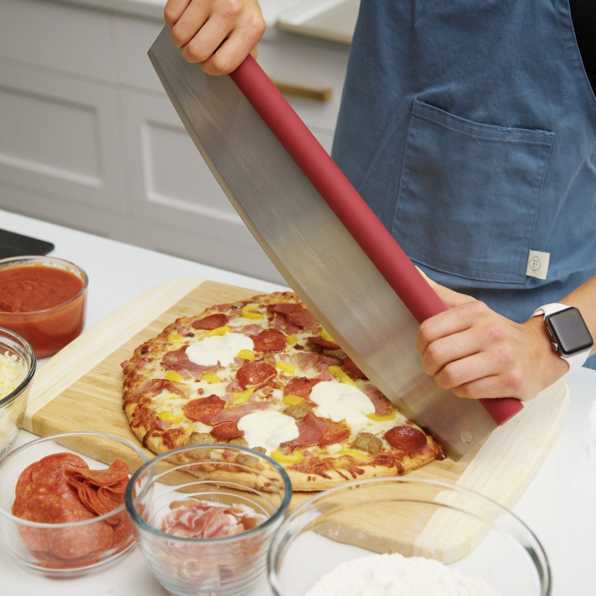 Pizza Rocker with Comfort Grip Handle, 18-Inch | Old Stone – Isadora Popper