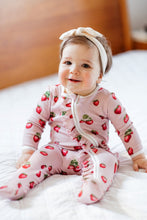 Load image into Gallery viewer, Ruffle Zipper Footed Romper | Milkbarn