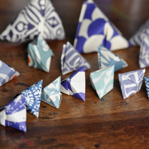 Cambridge Imprint | Origami Garland of Bobbles Kit