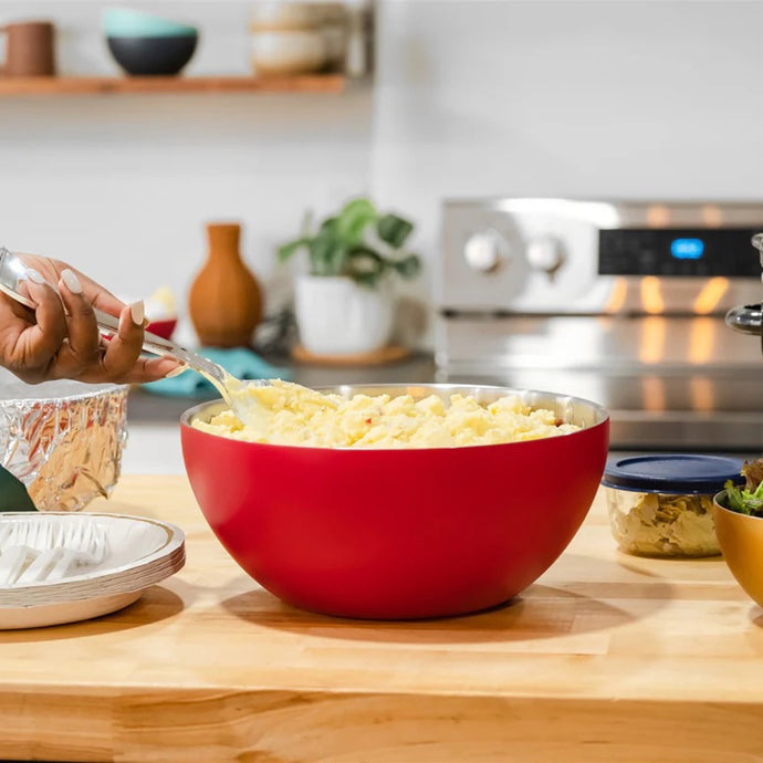Vacuum-Insulated Serving Bowl (3Qt) | served