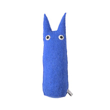 Load image into Gallery viewer, The Curious Felt Cat | Aveva