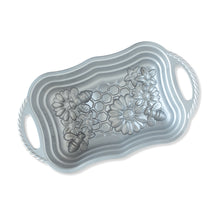 Load image into Gallery viewer, Honeycomb Loaf Pan | Nordic Ware