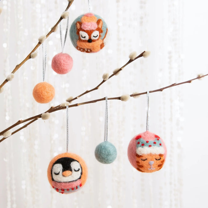 Needle Felting Kits | Hawthorn Handmade
