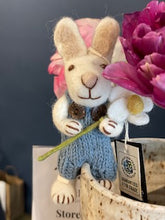 Load image into Gallery viewer, Felt Bunnies &amp; Sheep | En Gry &amp; Sif