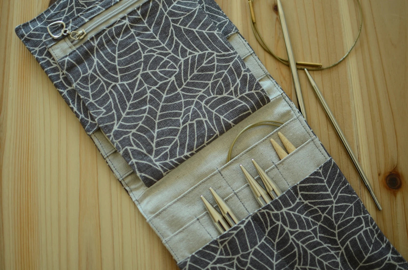 Interchangeable knitting needle storage for Addi, KnitPro, and more -  Atelier de Soyun