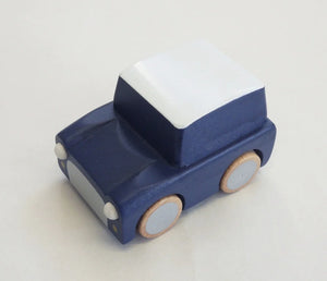 Kuruma Wind-up Car | kiko & gg